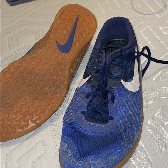Blue Nike Metcon 3 - Picture 1 of 5